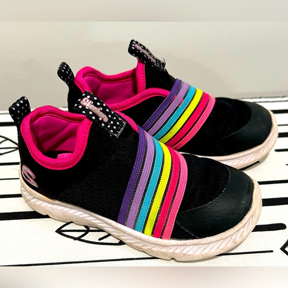 Toddler Girls Skechers Size 8 Rainbow Shoes